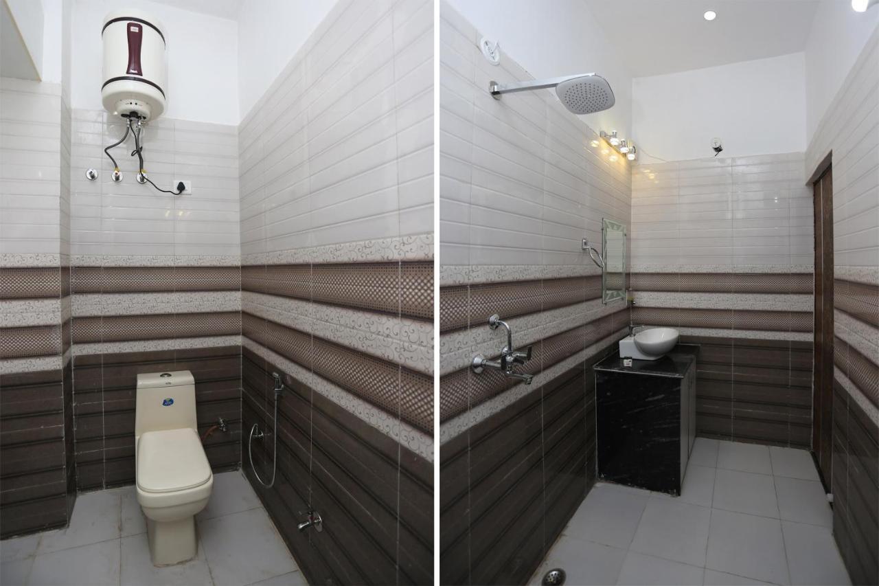 Hotel Rest Palace Agra  Bagian luar foto
