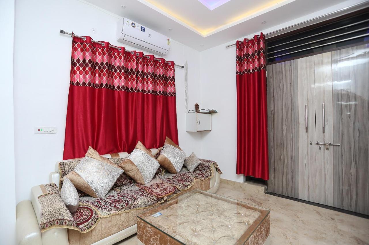 Hotel Rest Palace Agra  Bagian luar foto